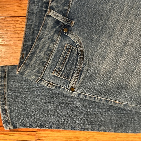 d.jeans Size 10. In great condition - Picture 4 of 5